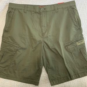 Men's Cargo Shorts Size 41-44 Waist (UNIONBAY Size 40) NWT